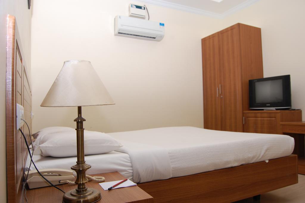 Hotel Sona'S Tiruchirappalli Værelse billede
