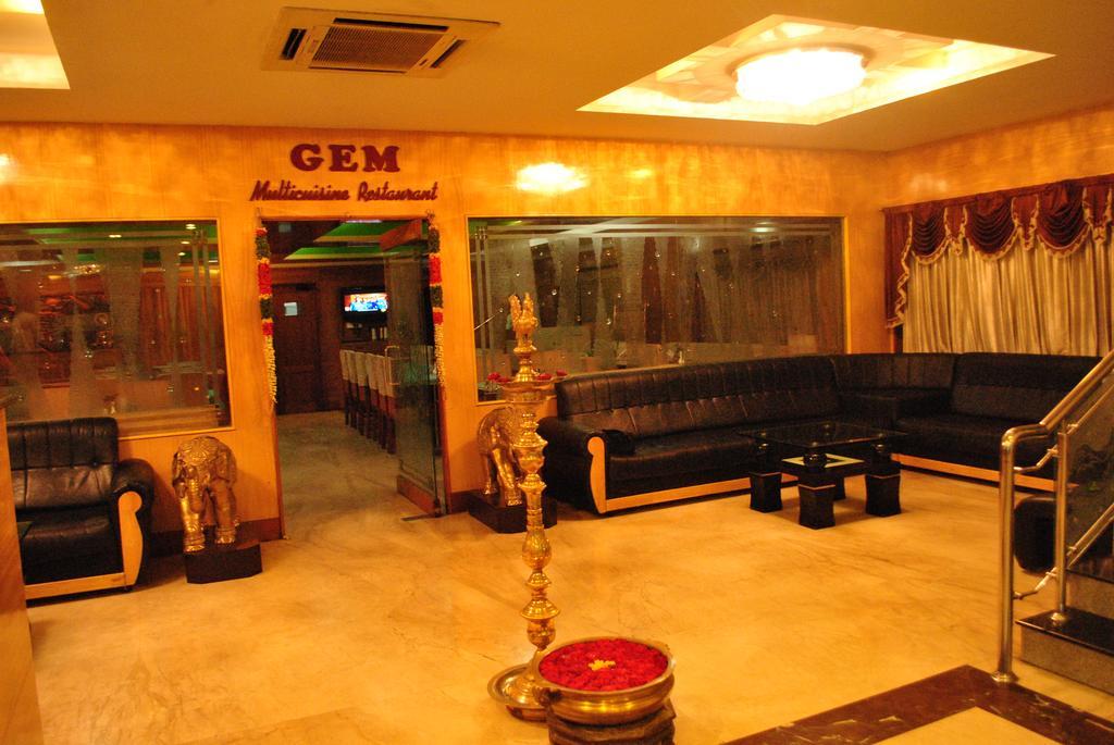 Hotel Sona'S Tiruchirappalli Eksteriør billede