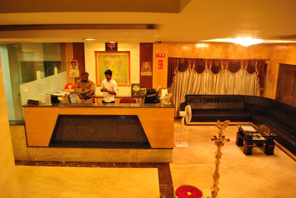 Hotel Sona'S Tiruchirappalli Eksteriør billede
