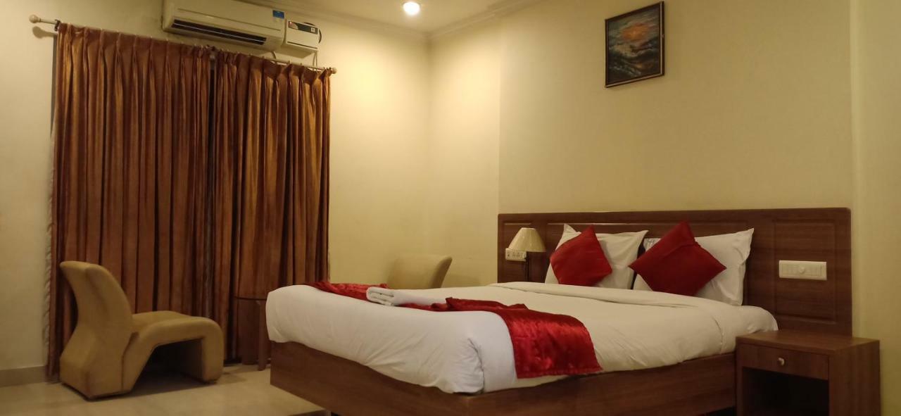 Hotel Sona'S Tiruchirappalli Eksteriør billede